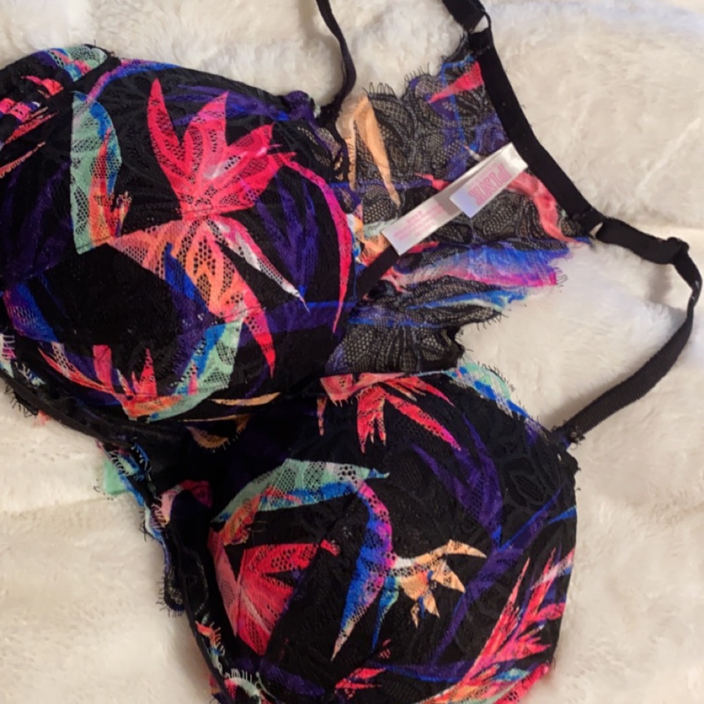 VS PINK BRA SET
